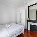 Appartement Coeur Paris 16 Victor Hugo - 4P